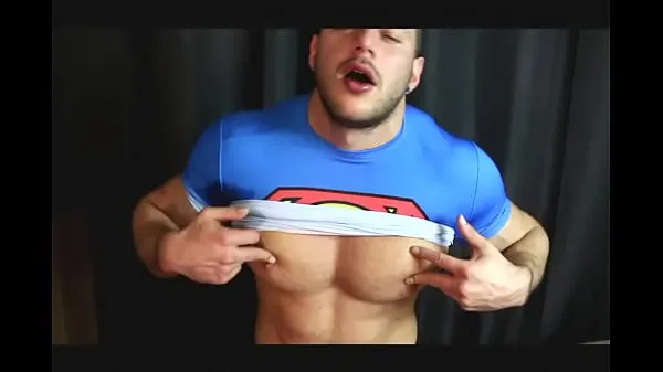 Katso Superman’s Sexy Nipples energiaelokuvia