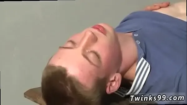 Sledujte Gay sex between two boys free videos first time A Huge Load Stroked energetických filmů