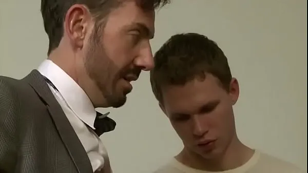 Sledujte step Father Watches Doctor Fuck His energetických filmů