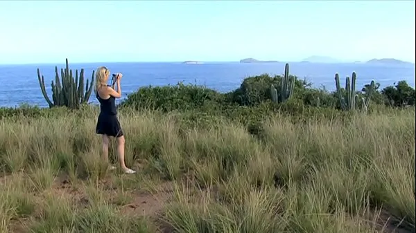 Xem Brazilian blonde buggered on the beach phim năng lượng