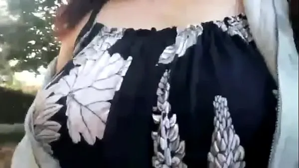 观看你放荡的意大利继母找到了一个用于性交的避孕套并玩弄它直到你射精能源电影