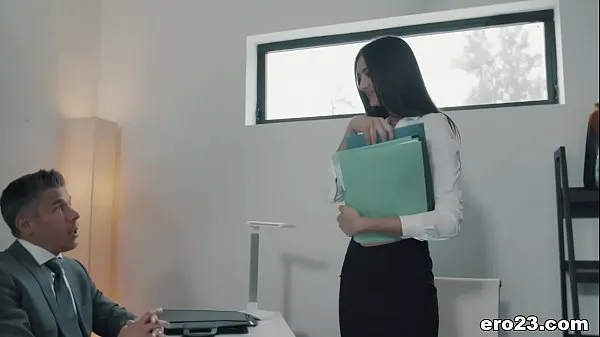 Guarda Hot secretary e il suo grande capo armato - Eliza Ibarra e Mick Bluefilm sull'energia