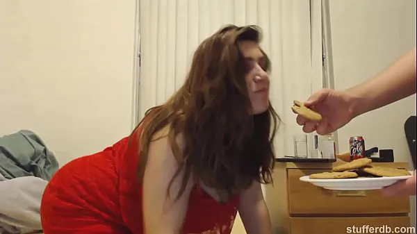 Watch Chubby girl fed in lingerie energy Movies