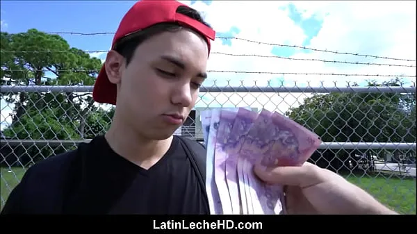 Novo For pay toplo iskanje Videoposnetki