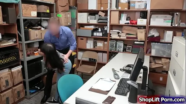 Tonton Filem tenaga Busty latina teen is an employee of the store and suspected for helping friends steal officer tells her he wont call the police if she do what he officer sucks her tits and he then lets her throat his cock before fucking her pussy