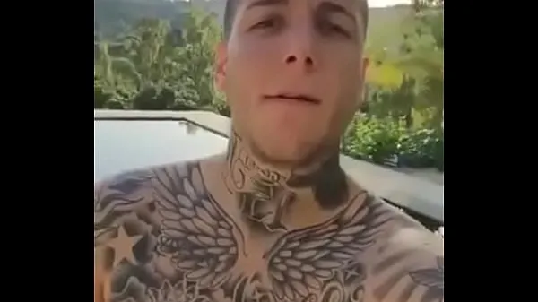 Alex Caniggia touches his cock enerji Filmleri izleyin