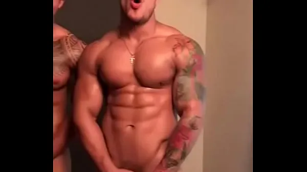 Se Muscles and Tattoos energifilmer