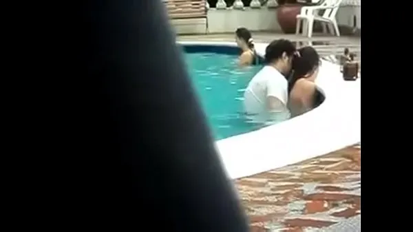 Tonton Filem tenaga indian douctor fucking pussy in swiming pol