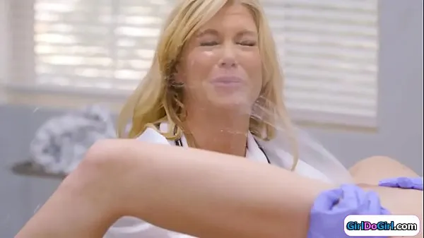 Watch Unaware doctor gets squirted in her face energy Movies