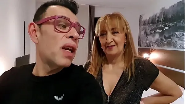Mira Mi mujer siempre folla con otros y me pone muy cachondo verla. Hoy se lo monta con un yogurin y me apunto a la fiestapelículas sobre energía