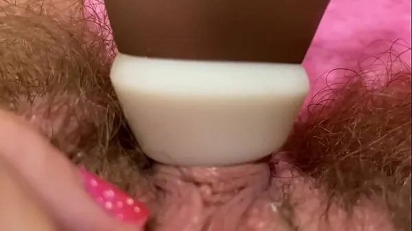 Mira Enorme clítoris pulsante orgasmo en primer plano extremo con chorros de coño peludo grool playpelículas sobre energía