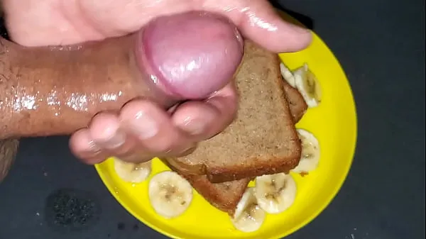 Tonton Filem tenaga Making delicious Cum Banana bread for my daily cum snack