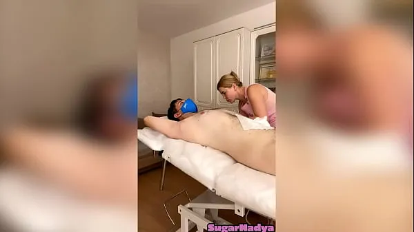 观看SugarNadya depilatories the armpits of a client with a low pain threshold能源电影