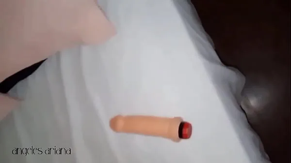 观看你幫我口交時彎下腰，這樣我就可以透過鏡子看到你的屁股張開。我屁股裡有一個巨大的玩具能源电影