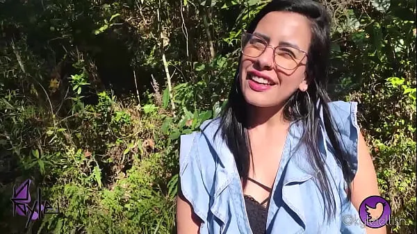 Assista a Conheci um cara na floresta e acabei chupando e fodendo ele cru! me siga no instagram e twitter filmes sobre energia