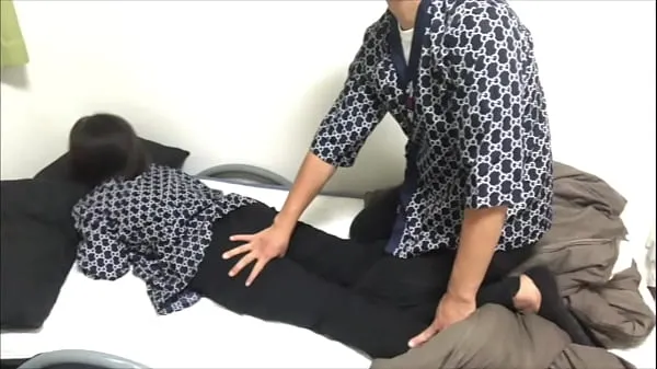 观看我在工作之余与一位资深同事发生了激烈的性关系能源电影