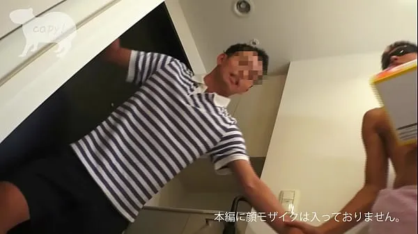 他用巨大的鸡巴送外卖! 他突然和她做爱，并采取了她的处女肛门! 哦啊! 她第一次得到肛门的感觉! 她无法停止射精! 大规模的面部射精 enerji Filmleri izleyin