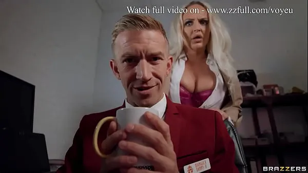 No-Tell Motel Part 3 - キキ・ミナージュ、ルイーズ・リー / Brazzersエネルギー映画を見る