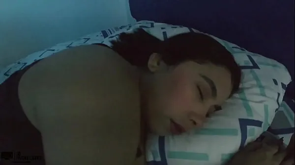 شاهد Waking up my stepsister with a good fuck in her dark room CUM-BUTTOCK FULL STORY أفلام الطاقة